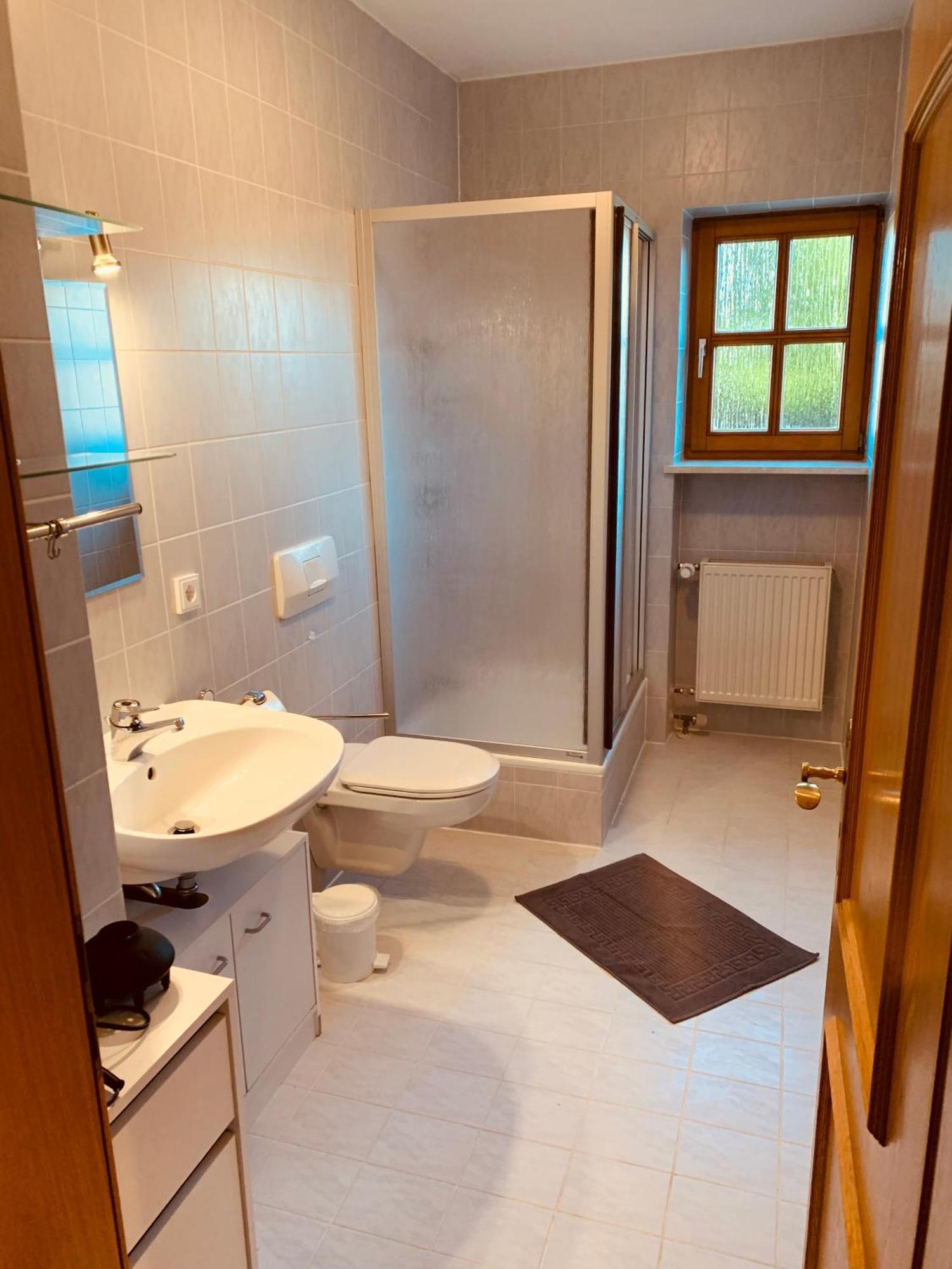 Adlerhorst, 4 Schlafzimmer, Blick In Die Alpen, Parkplatz Thyrnau Kültér fotó